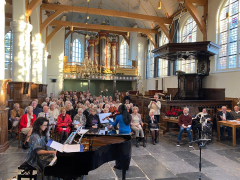 4 Kerstconcert Gemengd Koor Broek in Waterland in de Broeker Kerk